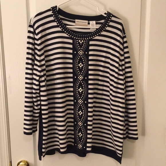 Alfred Dunner Sweaters - Navy blue silver and white 2X sweater
